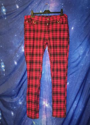 Неформальные готические панк рокабилли эмо scene kid ска banned