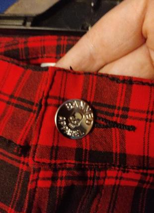 Неформальные готические панк рокабилли эмо scene kid ска banned