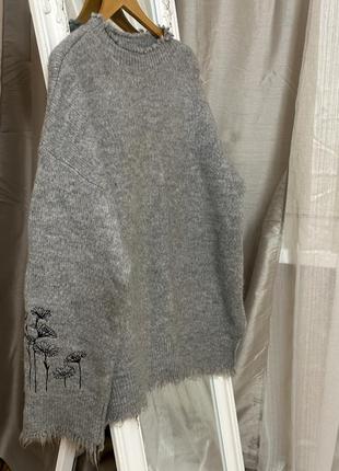 Серый свитер4 фото
