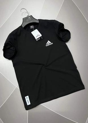 Adidas футболка бренд