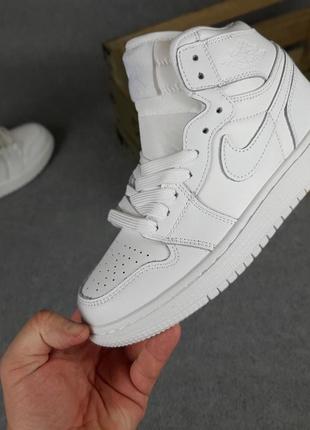 Nike air jordan 1 высокие белые кроссовки женские кожаные топ качество найк джордан осенние весенние демисезонные демисезонные высокие