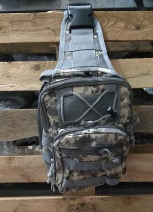 Тактическая армейская сумка борсетка на одной лямке, пиксель.7 фото