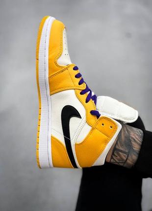 Nike air jordan 1 mid se lakers кроссовки кожаные9 фото