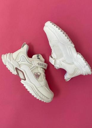 Детские кроссовки для девочек