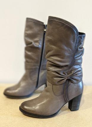 Сапоги женские кожаные на каблуке 38 размер