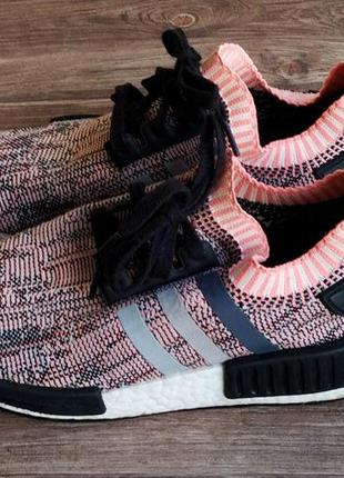 Кроссовки adidas nmd r1. размер 41.