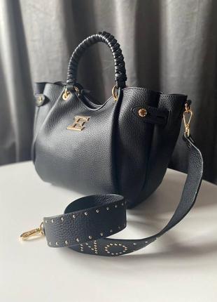 Женская черная сумка-тоут из экокожи2 фото