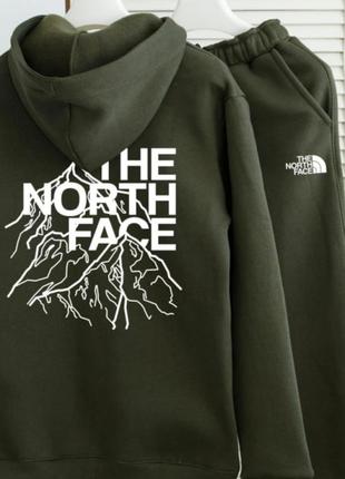 Спортивний костюм tnf