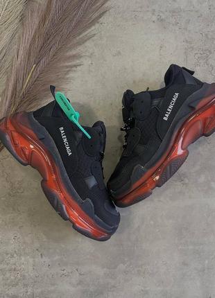 Жіночі кросівки balenciaga triple s clear3 фото