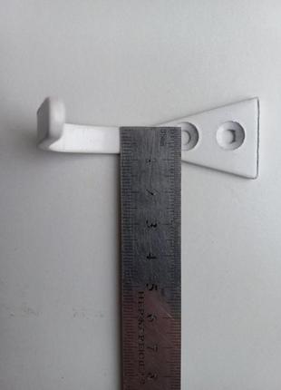Крючок металлический крашеный 60*25*2 мм (разные цвета)3 фото