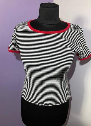 Футболка жіноча divided