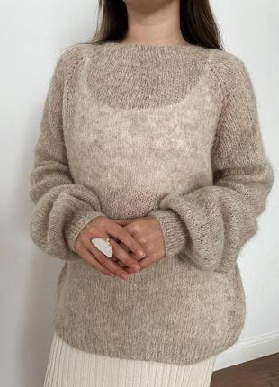 Базовий светр оверсайз з вовни альпака на шовку