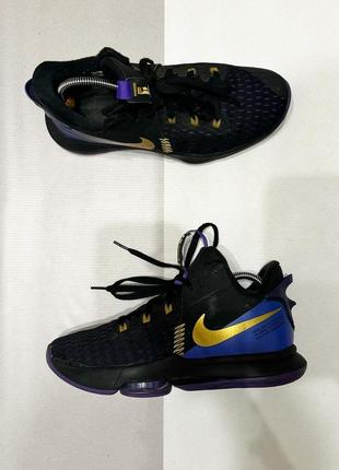 Кроссовки nike lebron оригинал 42.5 размер