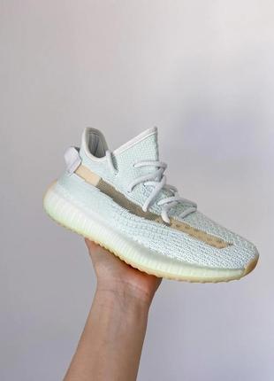 Оберіть стильні кросівки adidas yeezy boost 350 hyperspace