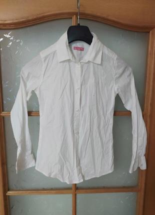 Белая рубашка блуза с длинным рукавом от review,p. 140-146