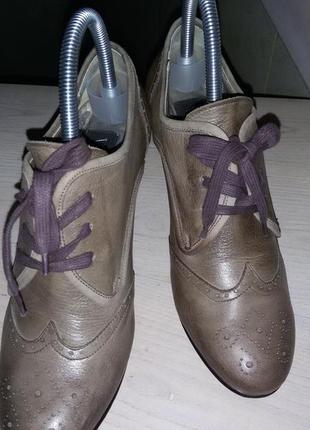 Veni vidi shoes &amp; accescories (франзия)- кожаные туфли 39 1/2 -40 размер(26 см)4 фото
