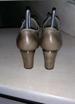 Veni vidi shoes &amp; accescories (франзия)- кожаные туфли 39 1/2 -40 размер(26 см)3 фото