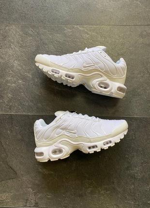 Жіночі кросівки nike air max plus7 фото