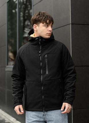 Базова демісезонна куртка staff soft shell ber black