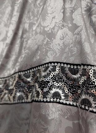 Женский костюм 🔹накидка +платье🔹серый с элементами вышивки паетками (размер 36-38)5 фото