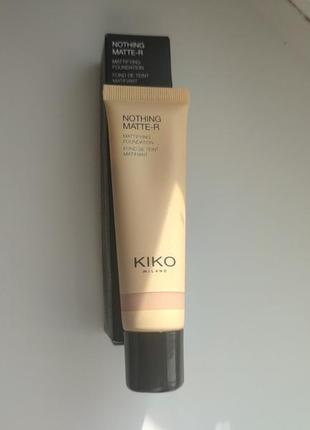 Тональный крем.