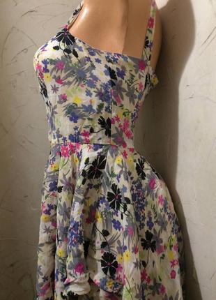 Легкое платье, сарафан в цветы на шлейках2 фото