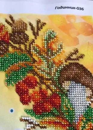 Часы вышитые бисером, ручная работа, отличная идея для подарок