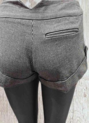 Комфортные короткие хлопковые шорты популярного британского бренда river island