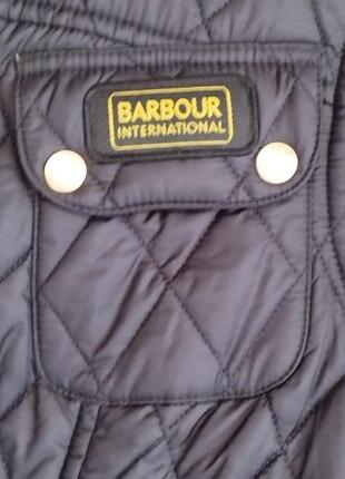 Стильна курточка від barbour5 фото