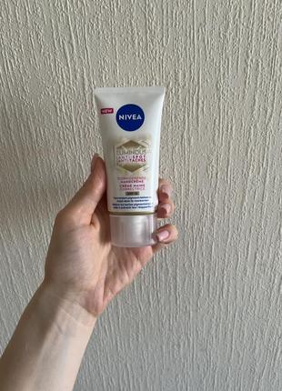 Крем для рук проти пігментних плям nivea luminous 6303 фото