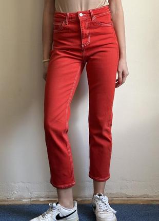 Червоні джинси вкорочені скіні на високій талії s topshop