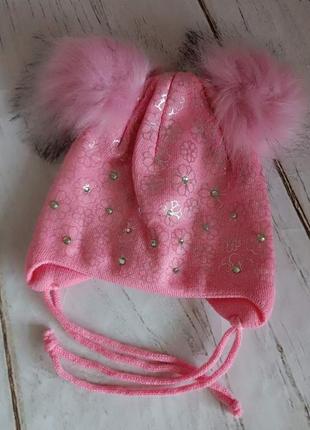 Шапка со стазами