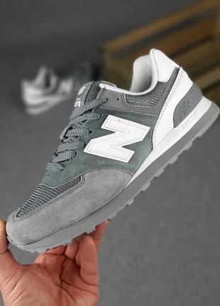 Жіночі кросівки new balance 574 сірі з білим знижка sale | smb9 фото