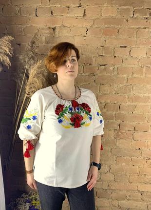 Льняная женская вышитая рубашка маками больших размеров2 фото