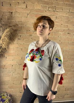 Льняная женская вышитая рубашка маками больших размеров3 фото