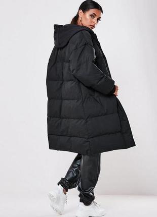 Стильна довга куртка штучний пуховик пуфер з капюшоном missguided 36/s2 фото