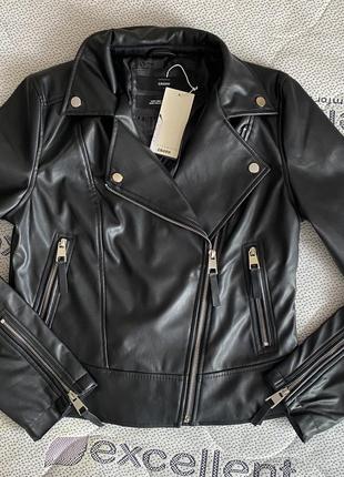 Базовая женская куртка косуха cropp
