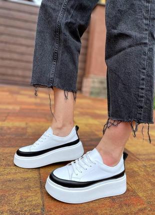 Весенние белые кроссовки 2024 кеды весенняя обувь натуральная кожа на высокой подошве1 фото