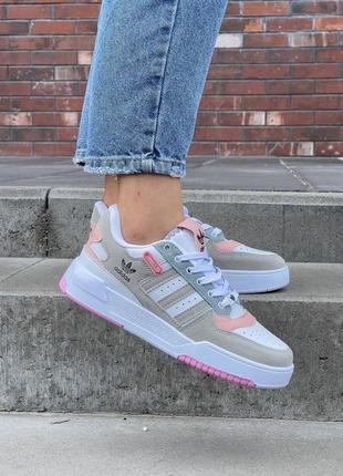 Женские кроссовки adidas forum low beige pink white