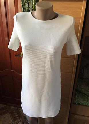 Біле плаття футляр 2