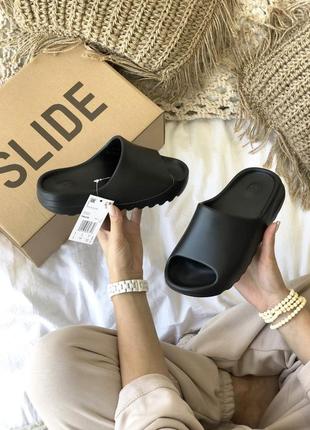 Шлепанцы adidas yeezy slide black шльопанці шльопки шлепки сланцы сланці