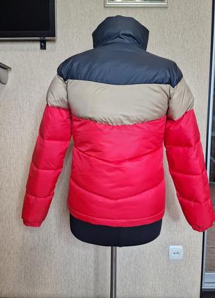 Стьобана стильна куртка, пуфер в ретро стилі columbia, оригінал3 фото