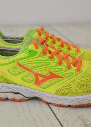 Mizuno wafe чоловічі спортивні кросівки жовтого кольору оригінал 43 розмір