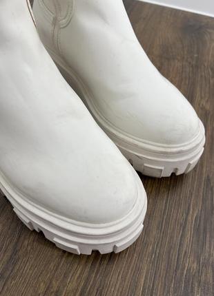 Білі чоботи asos2 фото