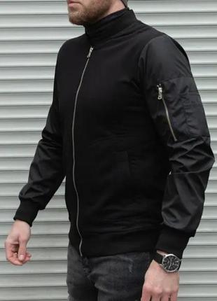 Трикотажний бомбер peacocks