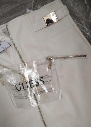 Мини юбка из искусственной кожи guess / 42 фото