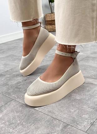 Шикарные женские демисезонные туфли, натуральная кожа3 фото