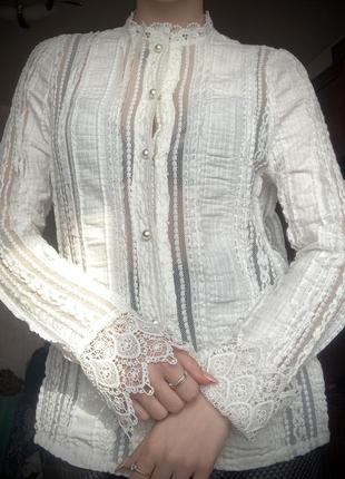 Вишукана блуза в мережево