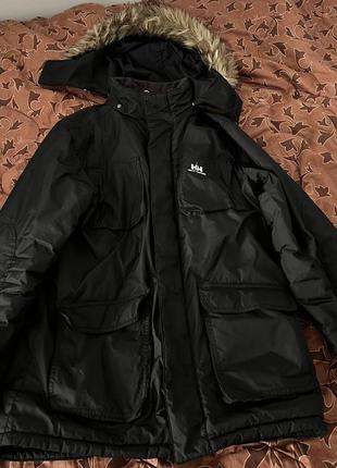 Парка helly hansen s