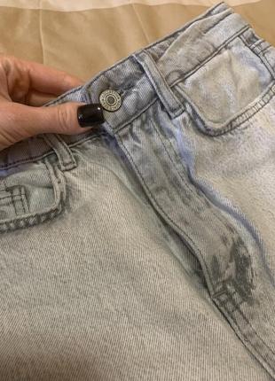 Трендовые джинсы с завышенной посадкой клеш4 фото